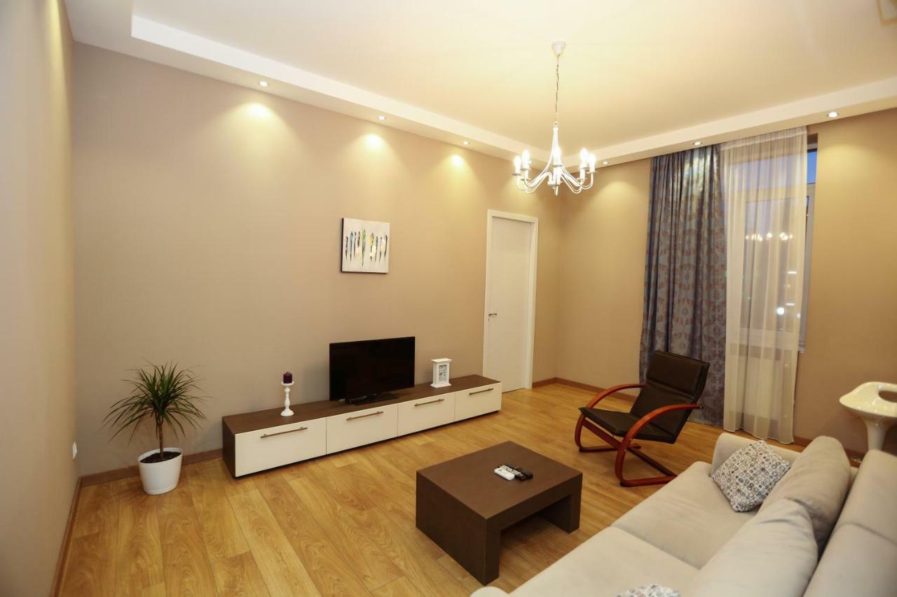 City Center Apartment Tbilisi ภายนอก รูปภาพ